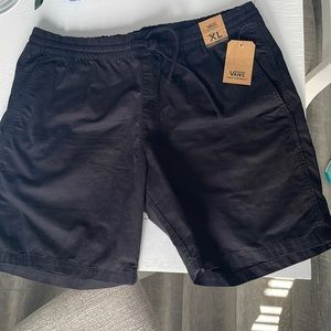 Vans off the wall Shorts- Black - size XL